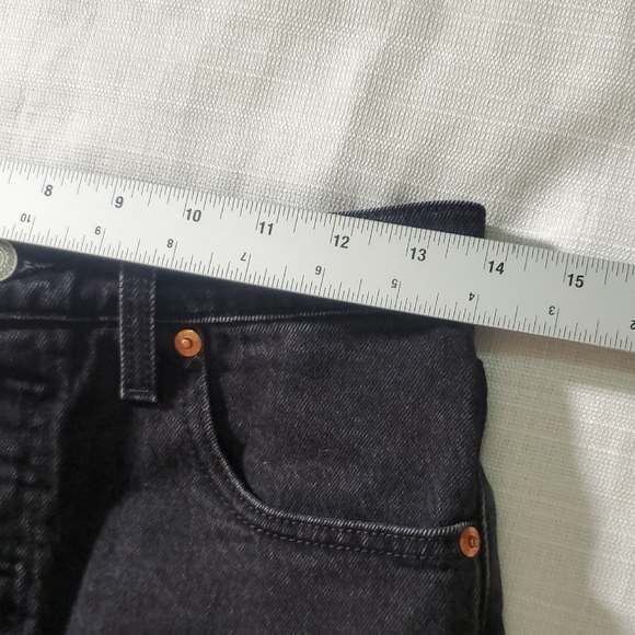 Levi Strauss Shorts Womens Button Fly Black Raw Hem Grunge High Rise Sz 28 - Picture 10 of 11